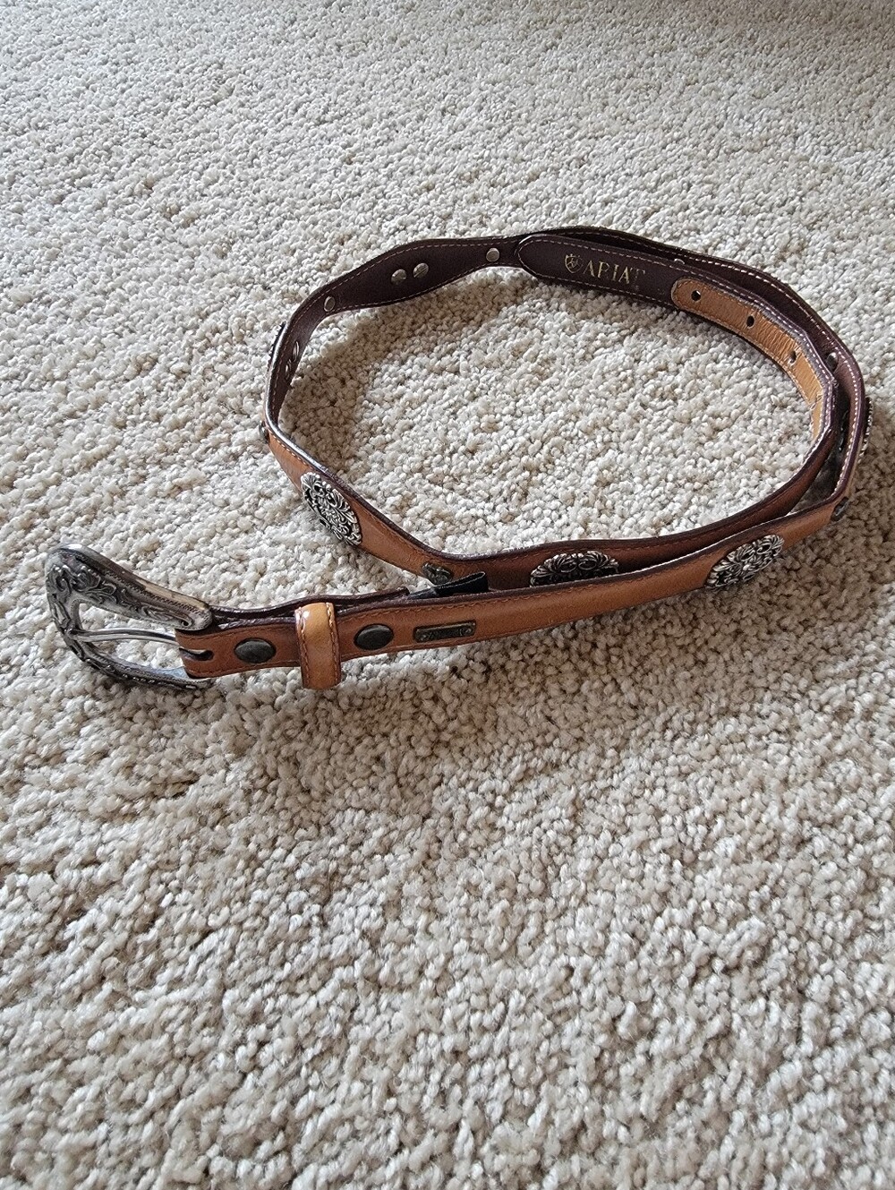 Ariat Leather Belt Light Oil 2007 1002 Concho Bling Heart Silver Showy Rodeo